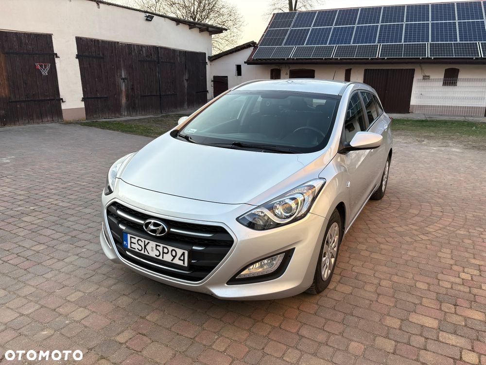 Hyundai i30 1.6 CRDi Classic + - 1