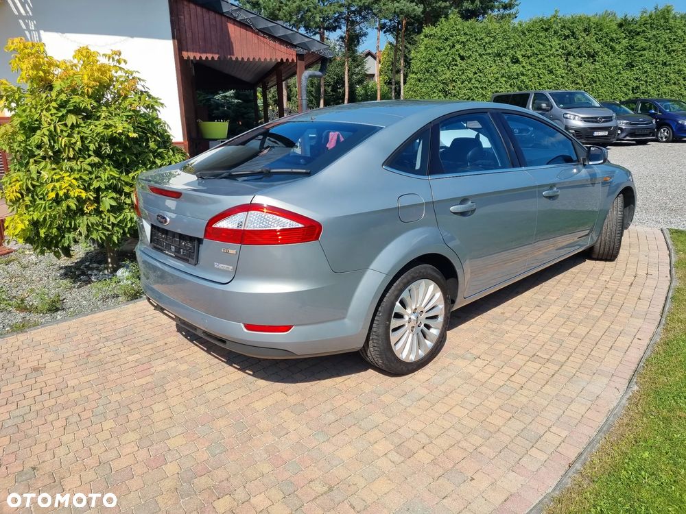 Ford Mondeo - 27