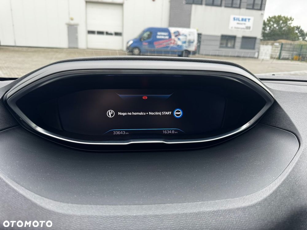 Peugeot 3008 1.2 PureTech Allure Pack S&S EAT8 - 7