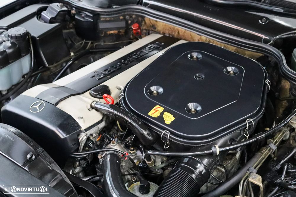 Mercedes-Benz SL 300 - 29