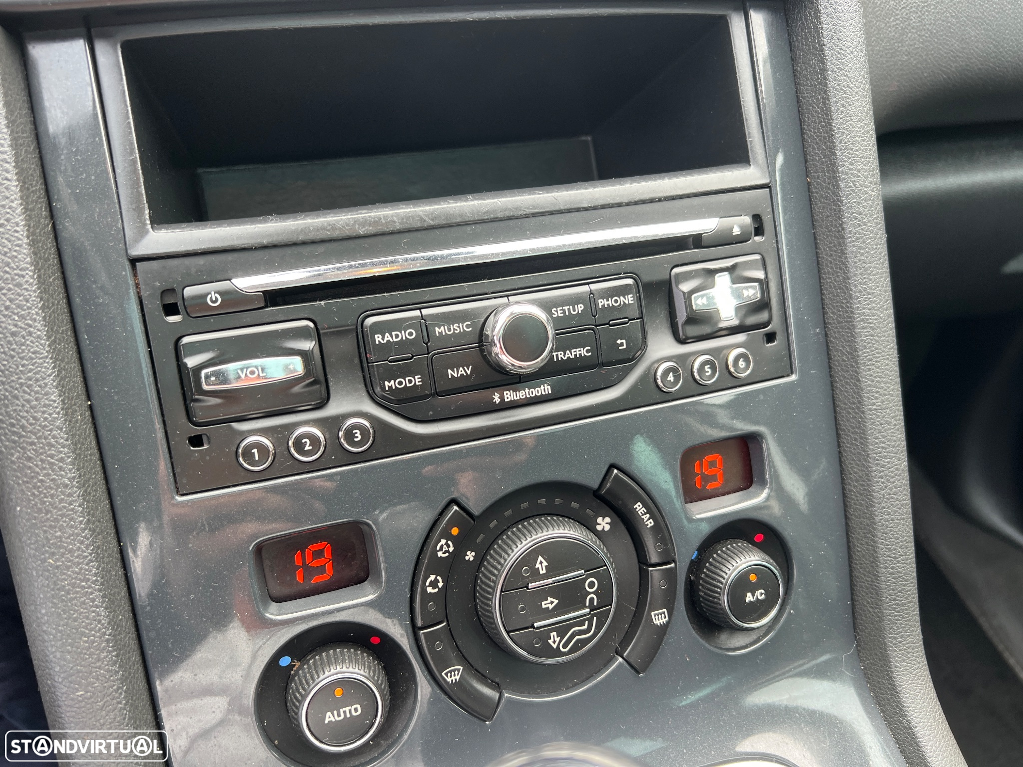 Peugeot 5008 1.6 BlueHDi Allure - 34