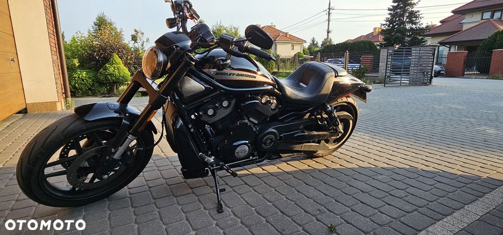 Harley-Davidson V-Rod Night Rod - 1