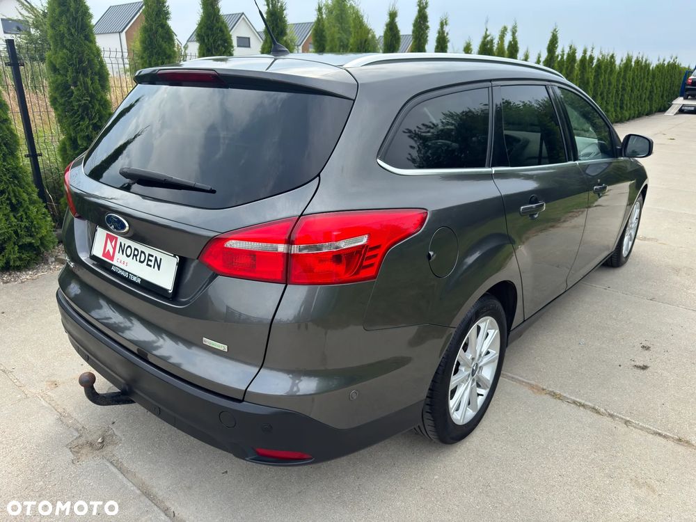 Ford Focus 1.0 EcoBoost Titanium - 4