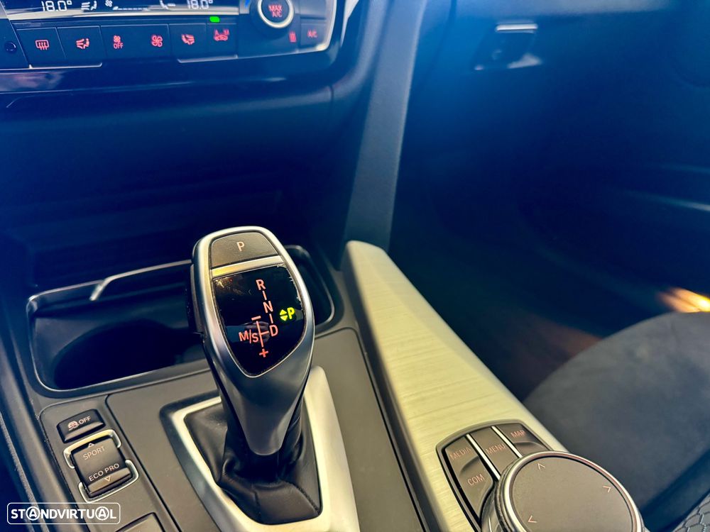 BMW 320 d xDrive Pack M Auto - 13