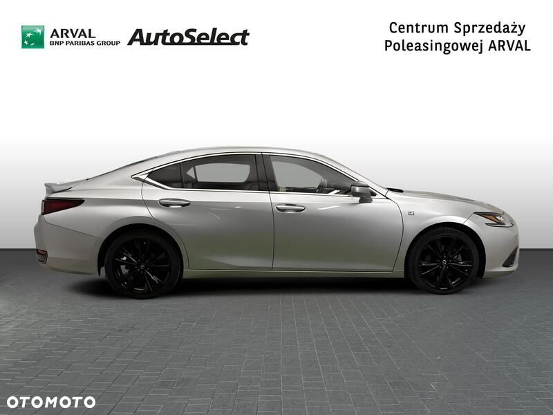 Lexus ES 300h F Sport Edition - 7
