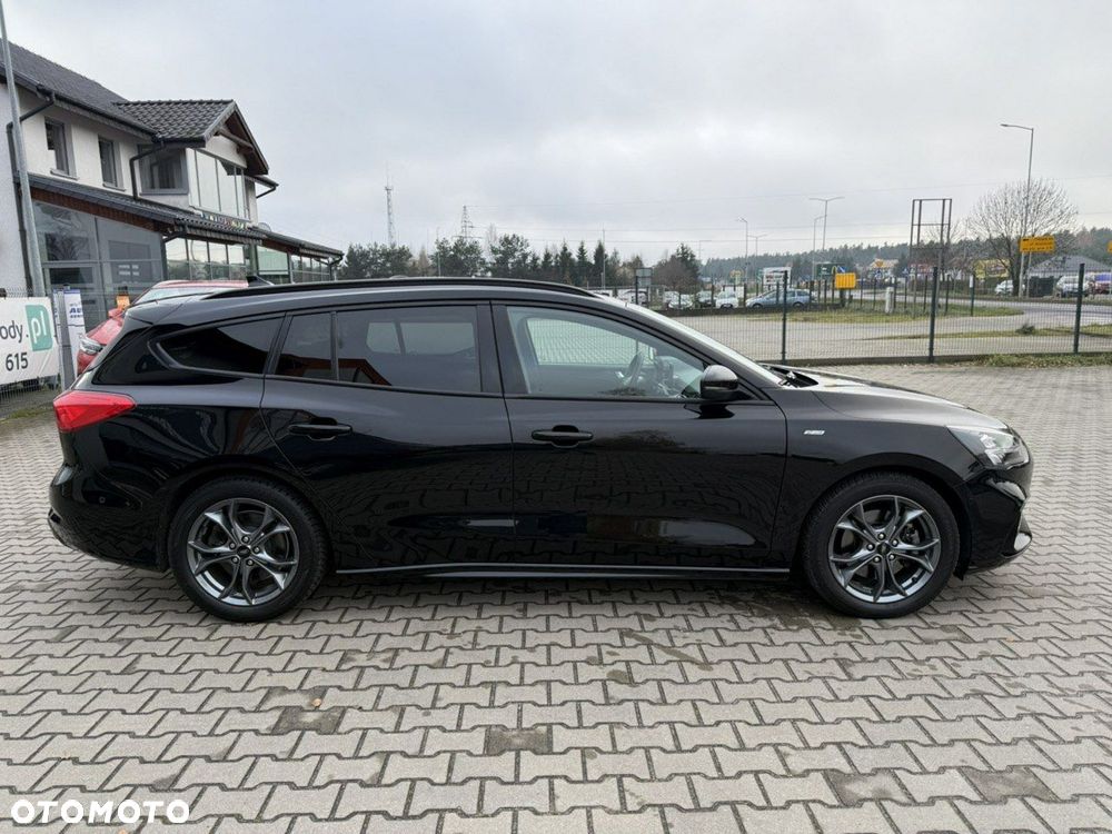 Ford Focus - 10