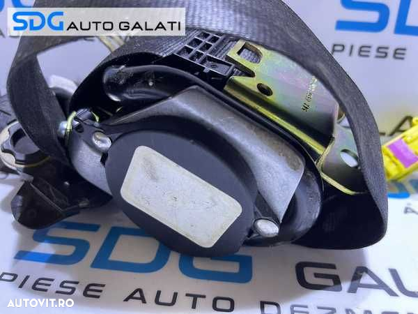 Centura Siguranta Dreapta Fata VW Polo 9N Coupe 2 Usi 2002 - 2008 Cod 6Q3857706E - 5