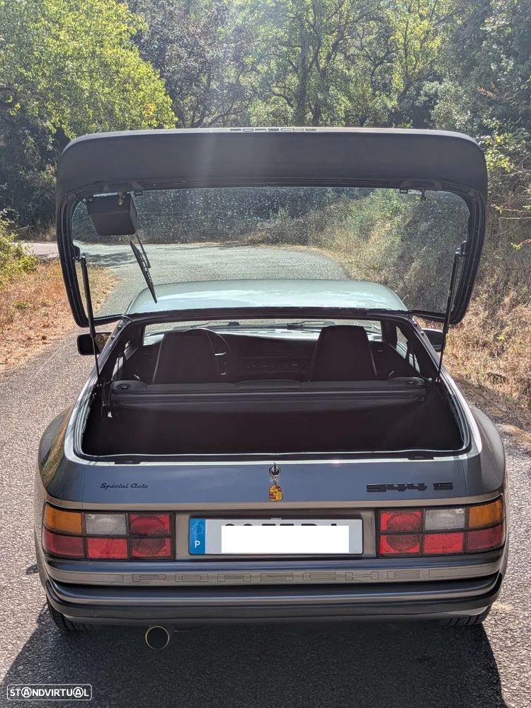Porsche 944 - 13