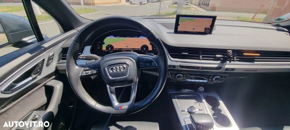 Audi Q7 - 12