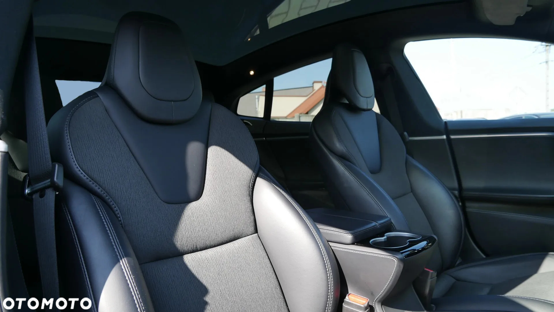 Tesla Model S Long Range Plus - 21