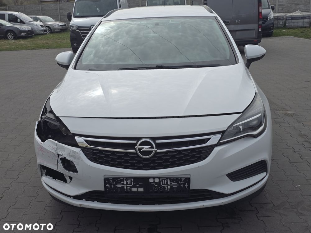 Opel Astra 1.6 CDTI DPF ecoFLEX TourerStart/Stop Edition - 9