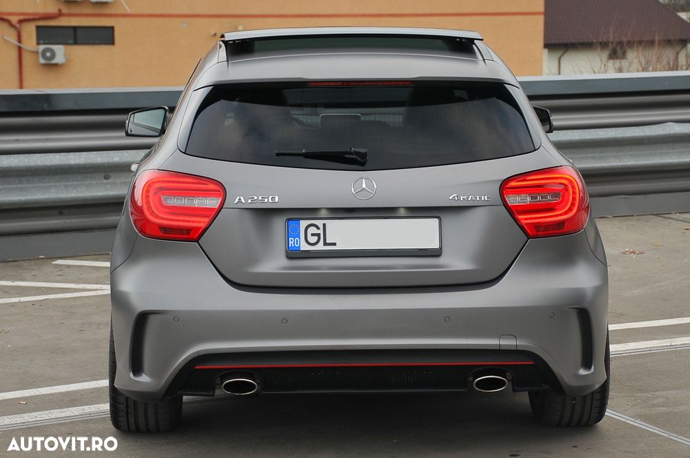 Mercedes-Benz A 250 Sport 4Matic 7G-DCT - 5