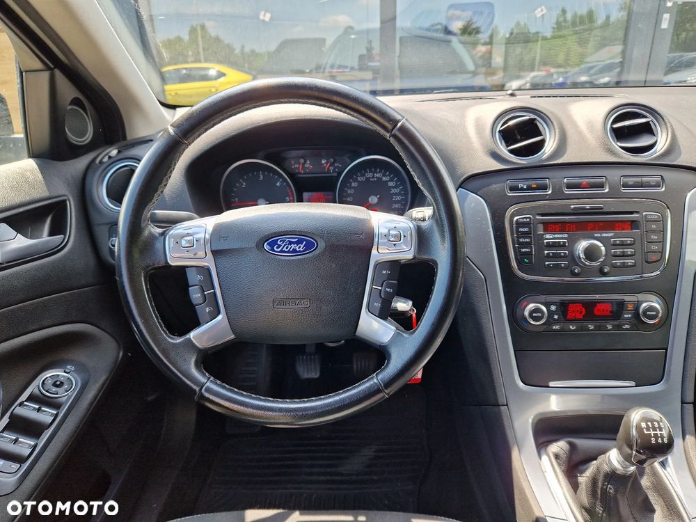 Ford Mondeo 2.0 TDCi Gold X - 15
