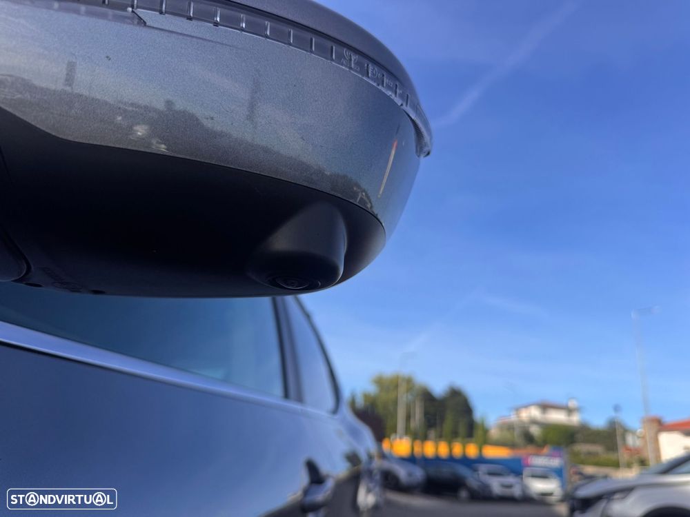 Nissan Qashqai 1.5 dCi N-Connecta 18 - 10