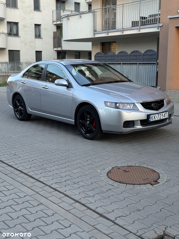 Honda Accord 2.0 Comfort - 2