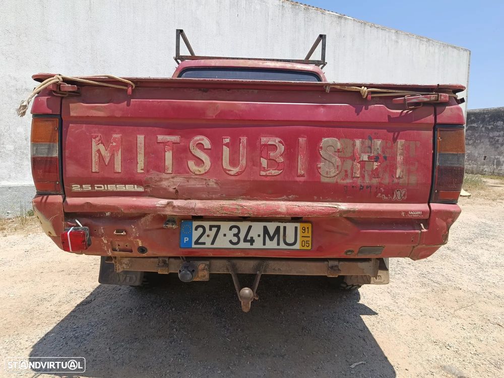 Mitsubishi L200 2.5 TD GLX CD - 16