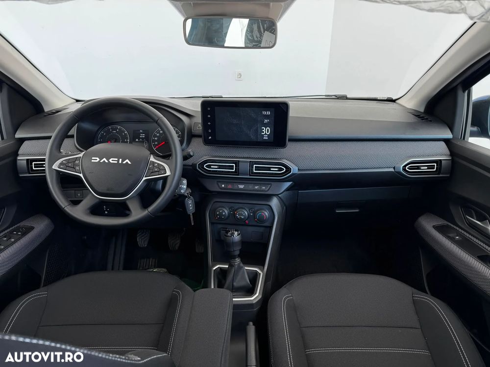 Dacia Logan TCe 90 MT6 Expression - 9