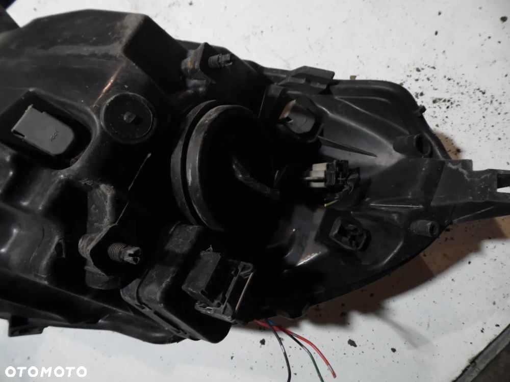 Lampa przednia lewa Nissan Micra K12 Europa - 7