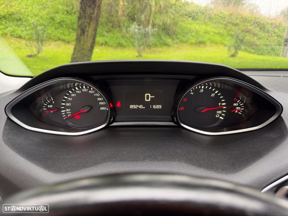 Peugeot 308 SW 1.6 BlueHDi Style - 28