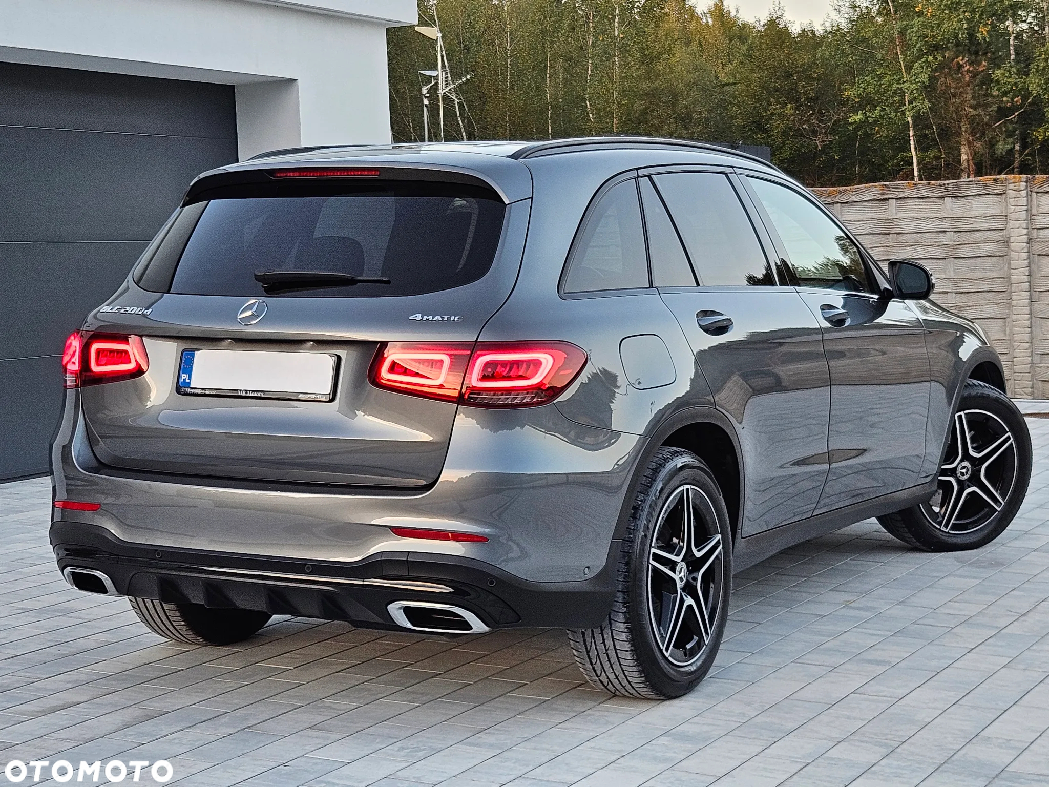 Mercedes-Benz GLC 200 d 4-Matic - 3