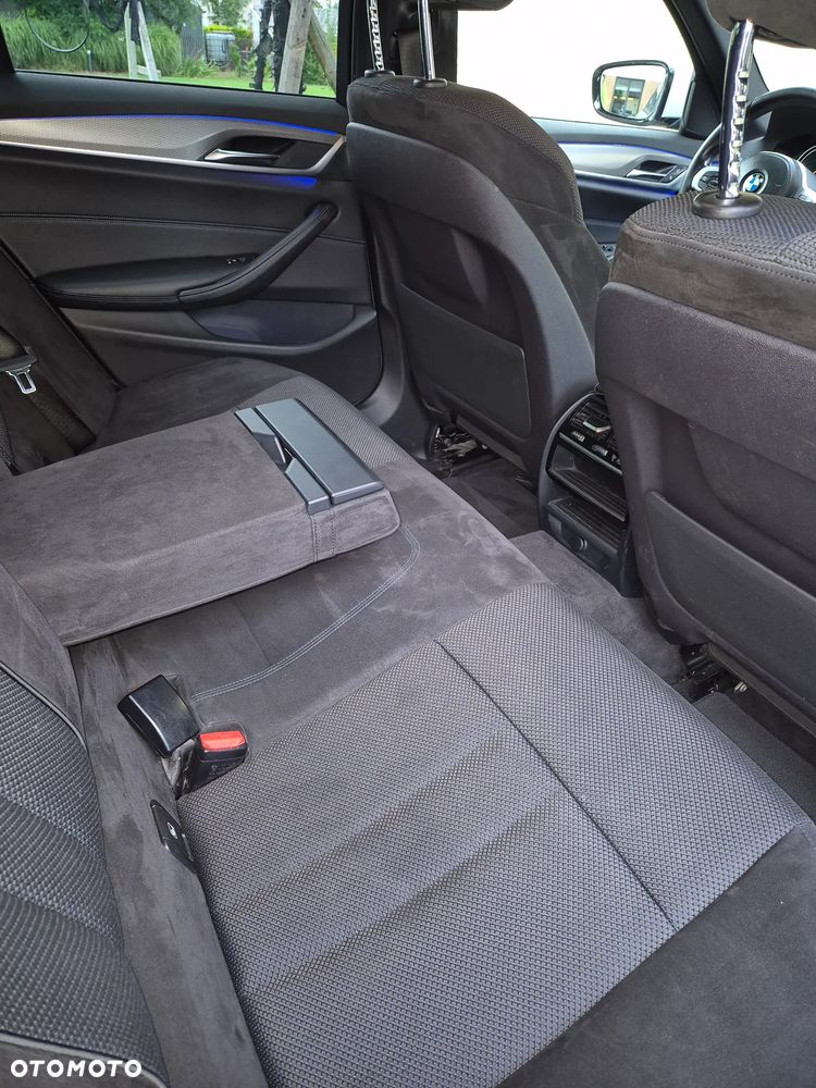 BMW Seria 5 520d xDrive M Sport sport - 13