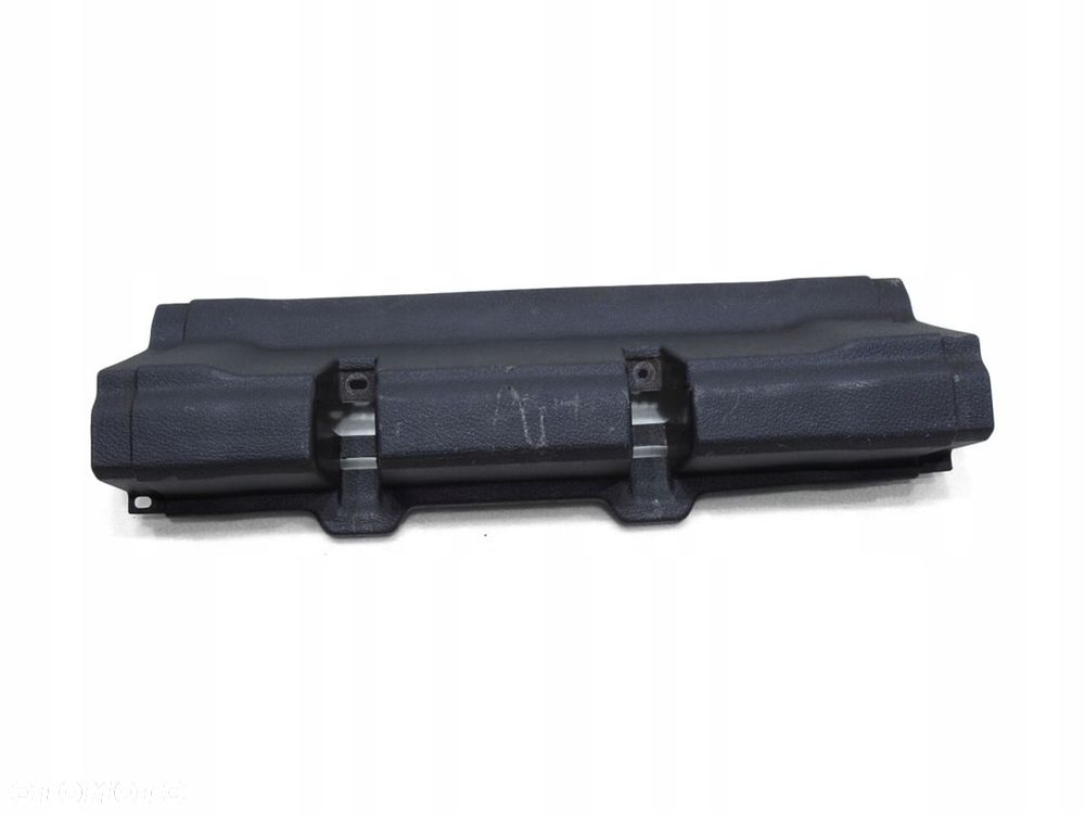 OSŁONA FOTELA LEWY ŚRODEK VW TOURAN LIFT - 1