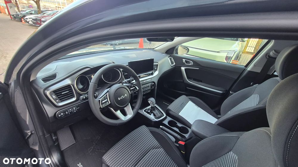Kia XCeed 1.6 T-GDI M DCT - 11