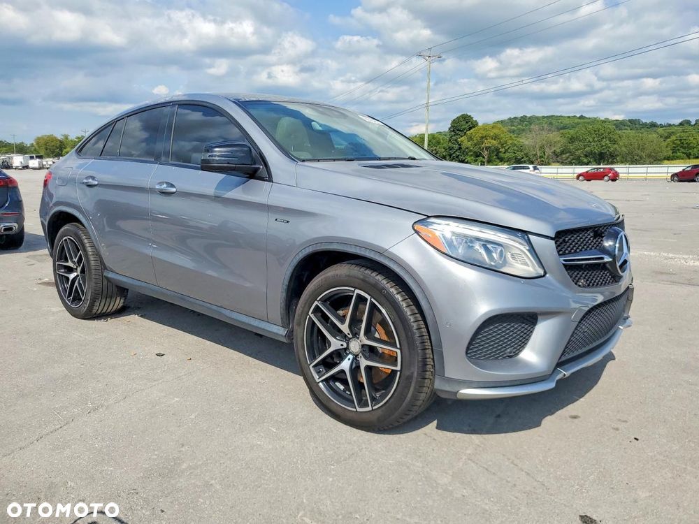 Mercedes-Benz GLE AMG 43 4Matic 9G-TRONIC AMG Line - 1