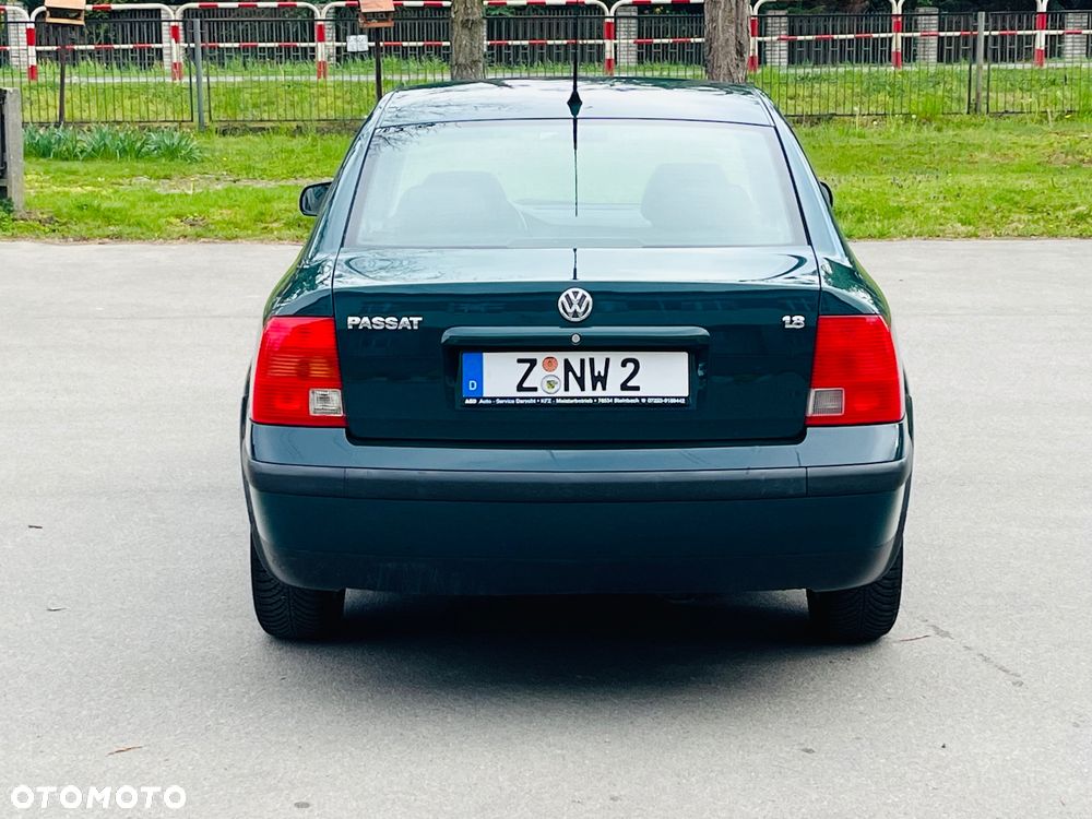 Volkswagen Passat - 9