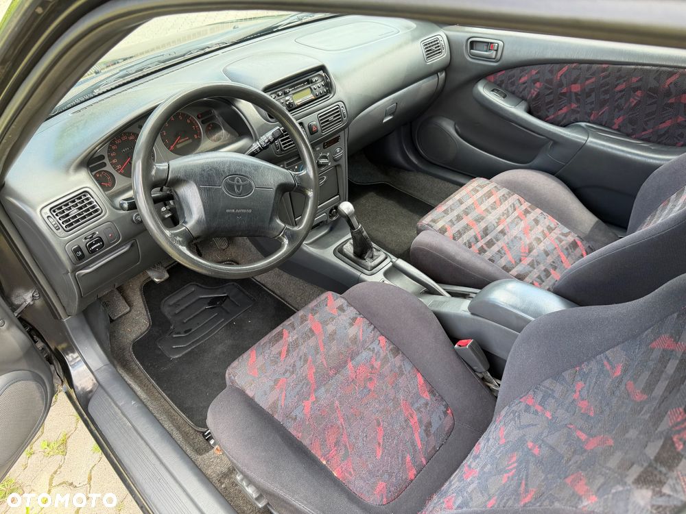 Toyota Corolla - 19