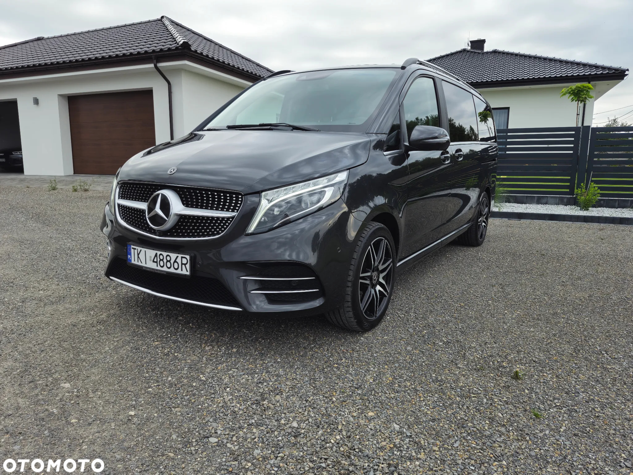 Mercedes-Benz Klasa V 300 d lang 4Matic 9G-TRONIC Avantgarde Edition - 2