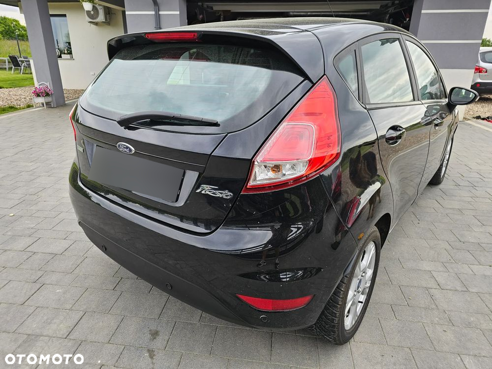 Ford Fiesta 1.0 EcoBoost S&S TITANIUM X - 11