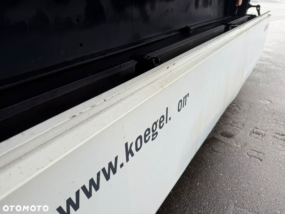 Kögel 2017 STANDARD z Niemiec podnoszona oś / PALECIARA /  STAN BARDZO DOBRY / OD PIERWSZEGO WŁAŚCICIELA / SKRZYNIA NA PALETY / TOP - 13