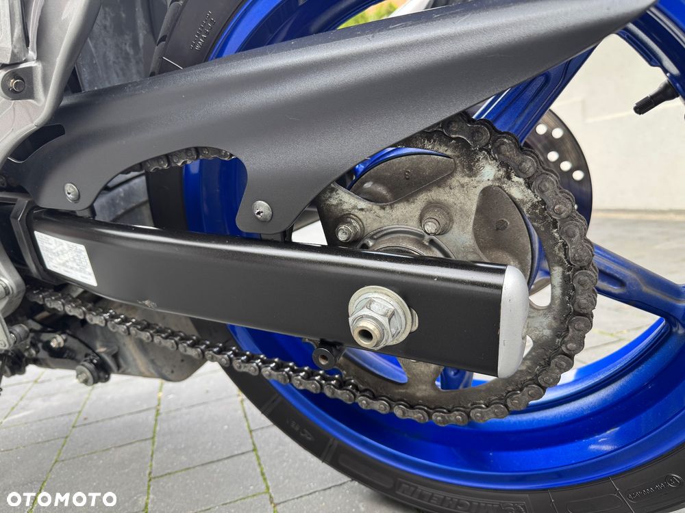 Suzuki Gladius - 18