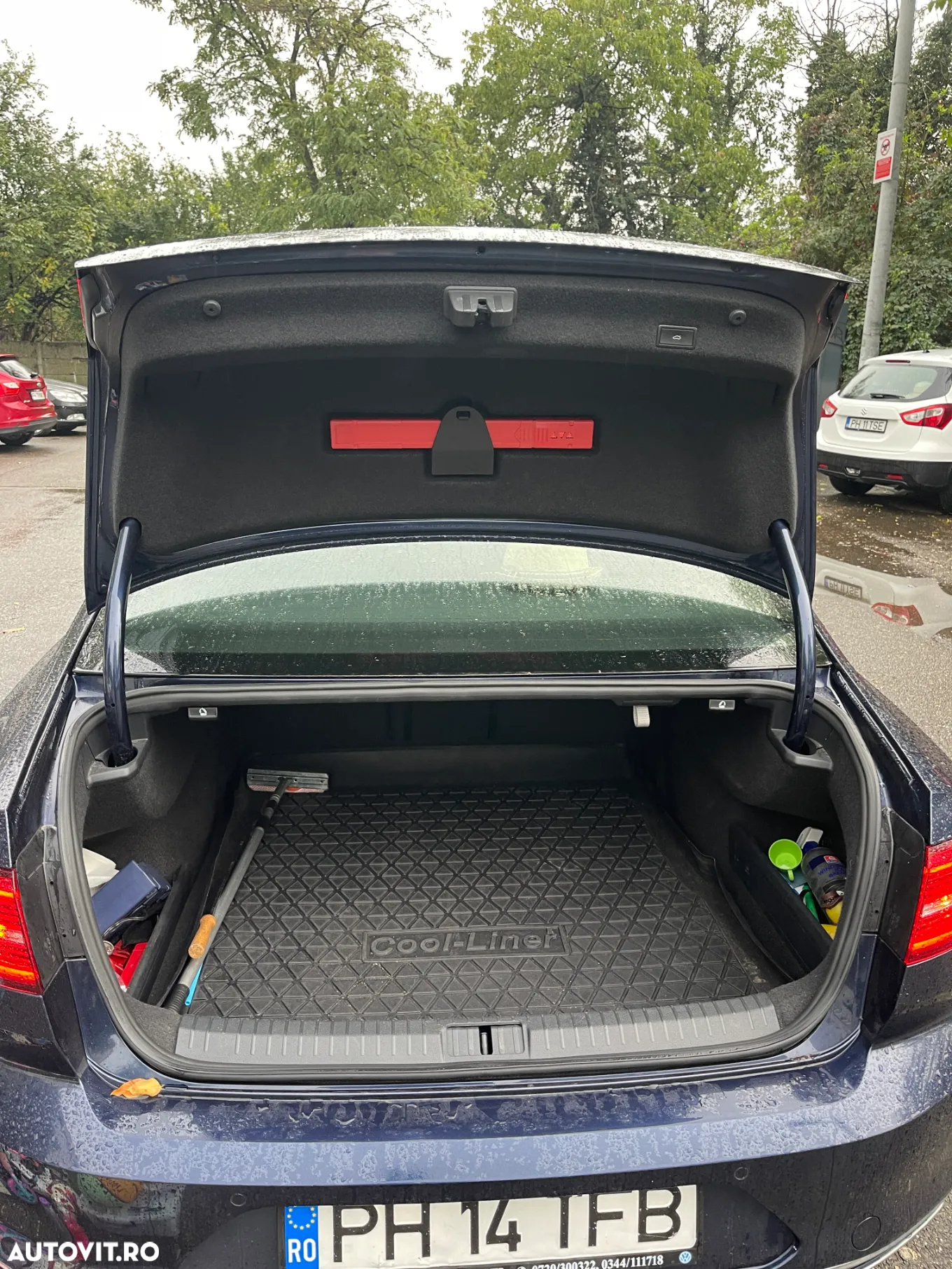 Volkswagen Passat - 14