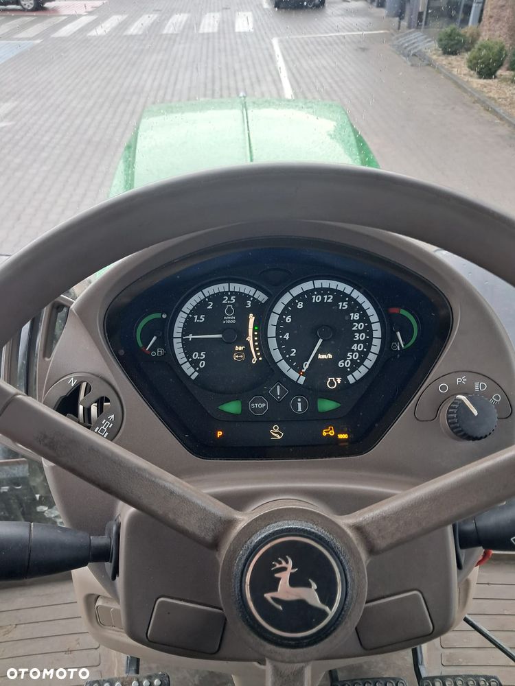 John Deere 6125R - 12