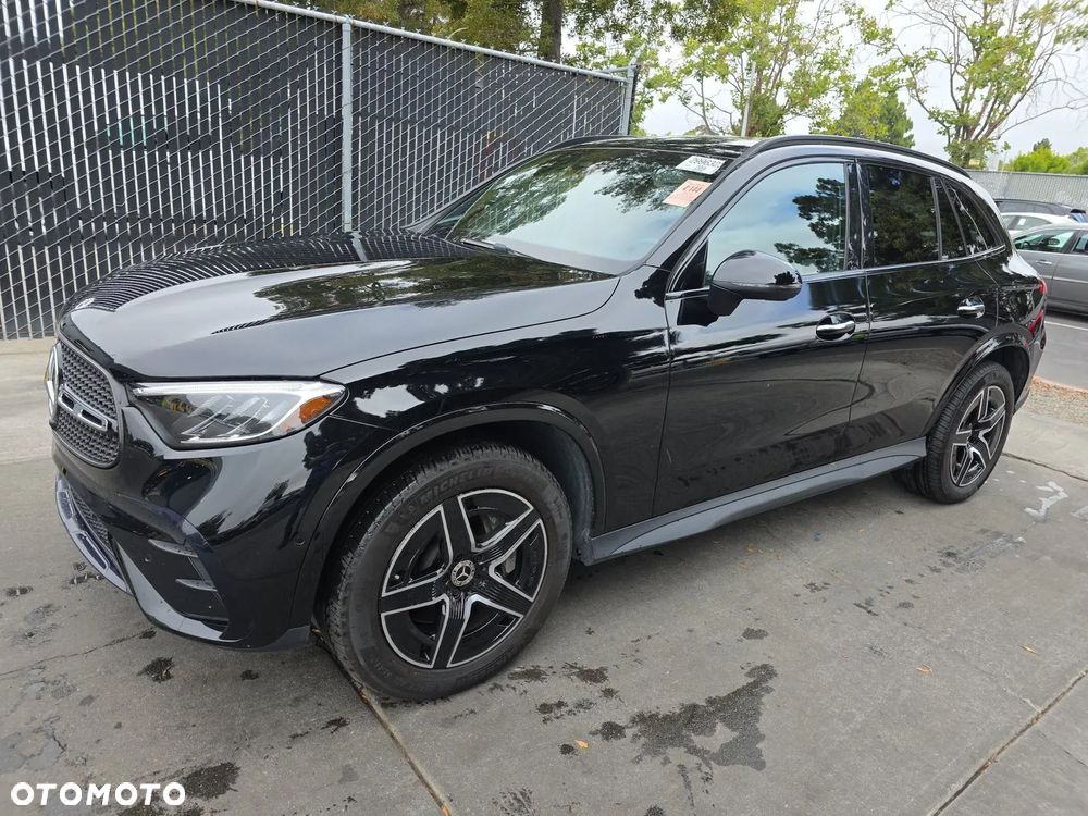 Mercedes-Benz GLC 300 4Matic 9G-TRONIC Edition AMG Line - 1