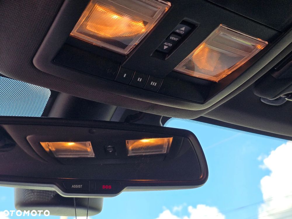 Dodge Challenger 3.6 GT AWD - 23