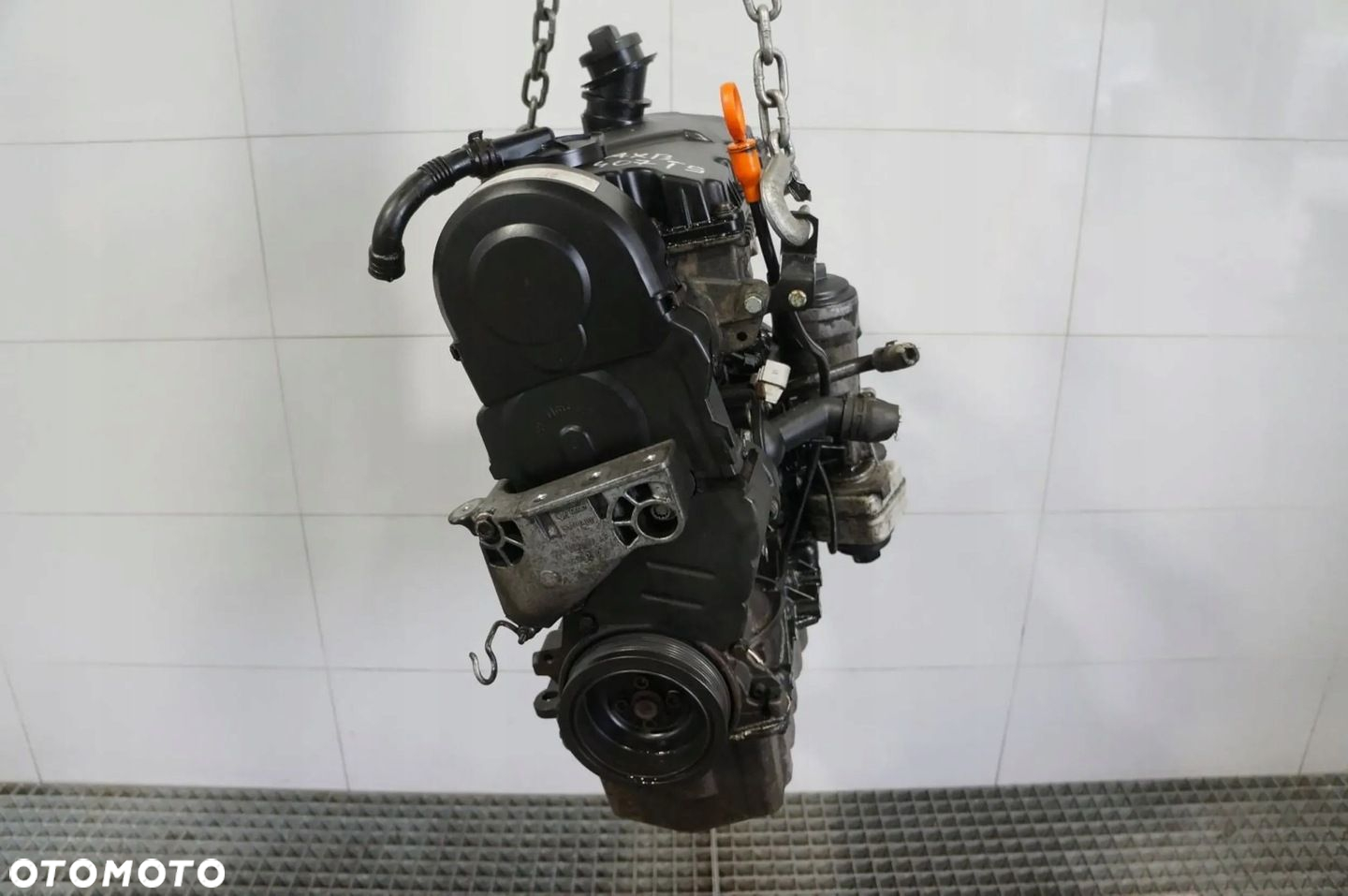 SILNIK BLOK SILNIKA  WTRYSKIWACZE VW TRANSPORTER T5 CARAVELLE 1.9 TDI AXB - 2
