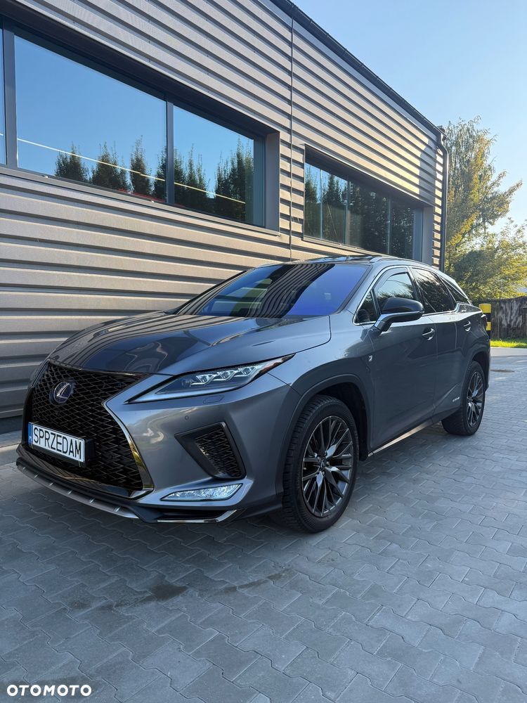 Lexus RX - 9