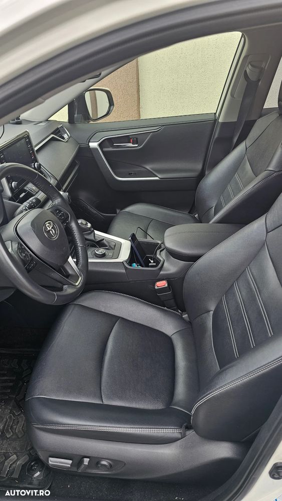 Toyota RAV4 - 7