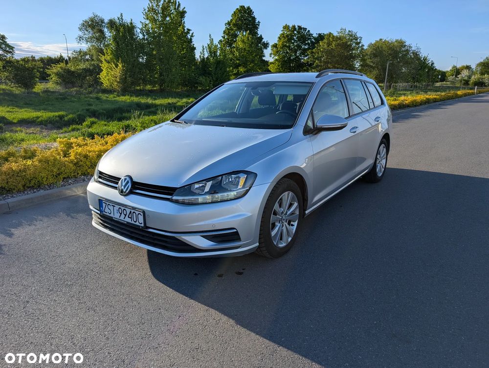 Volkswagen Golf 1.6 TDI BMT Comfortline - 1