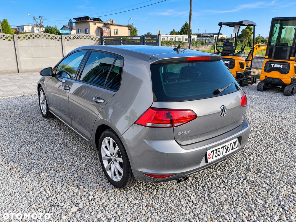 Volkswagen Golf - 3