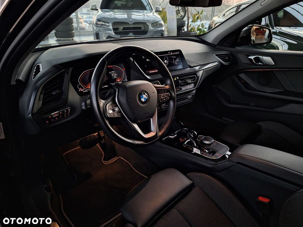 BMW Seria 1 118i Sport Line - 18