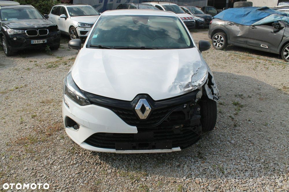 Renault Clio - 8