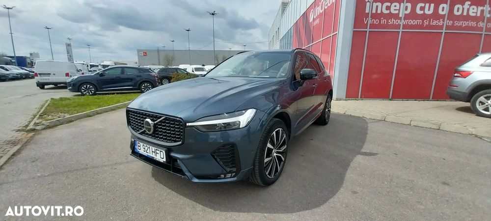 Volvo XC 60 B4 D AWD Ultimate Dark - 3