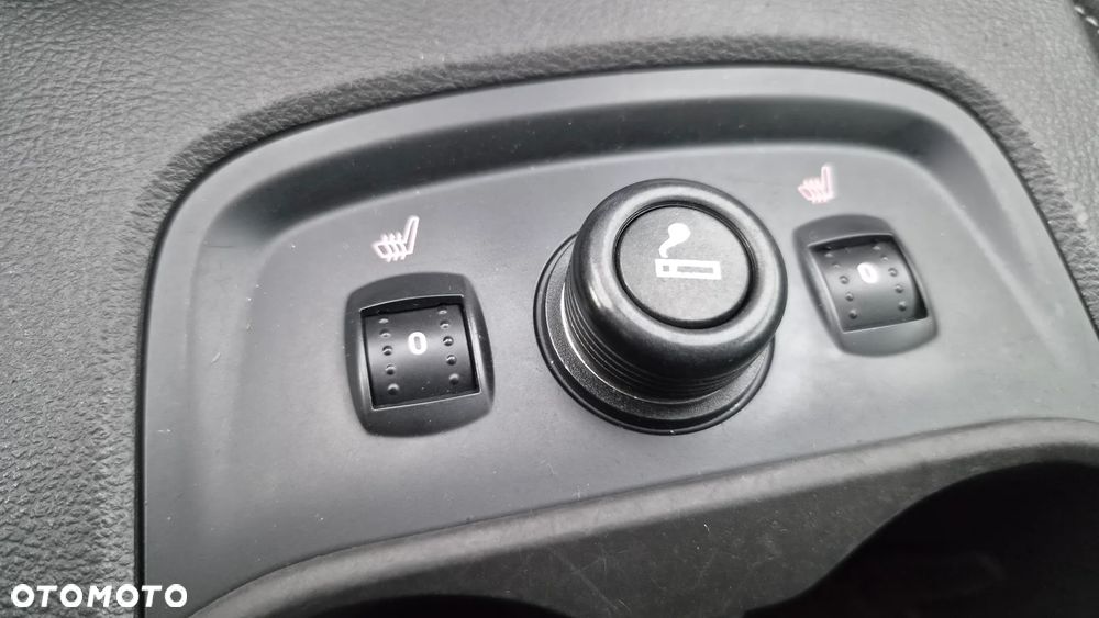 Ford Focus 1.0 EcoBoost STart-Stopp-System TITANIUM - 19