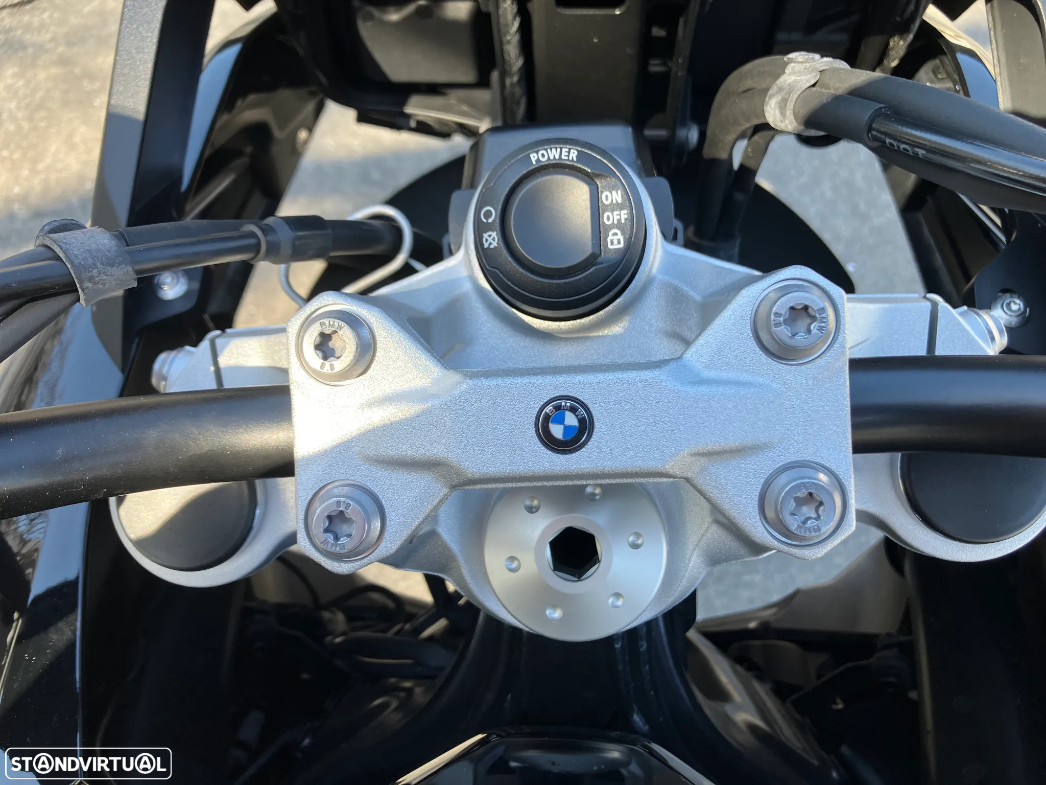 BMW F 750 GS - 12