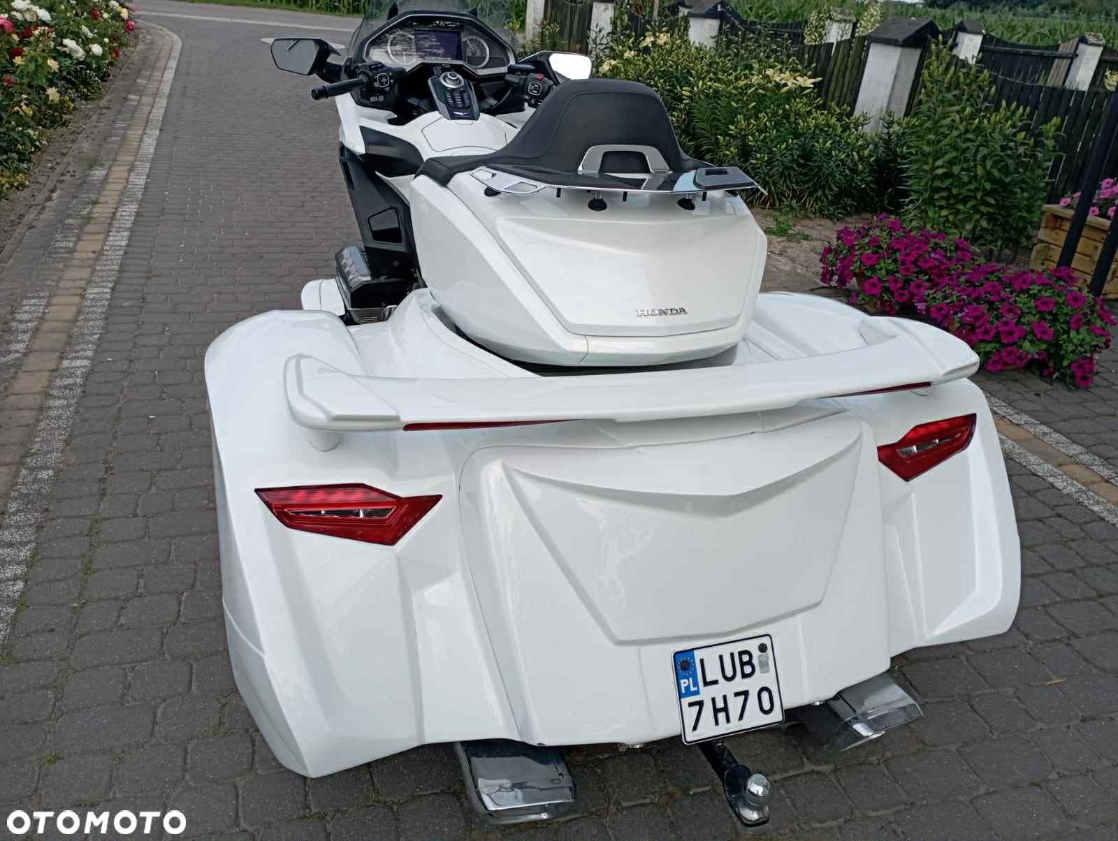Honda GL - 5