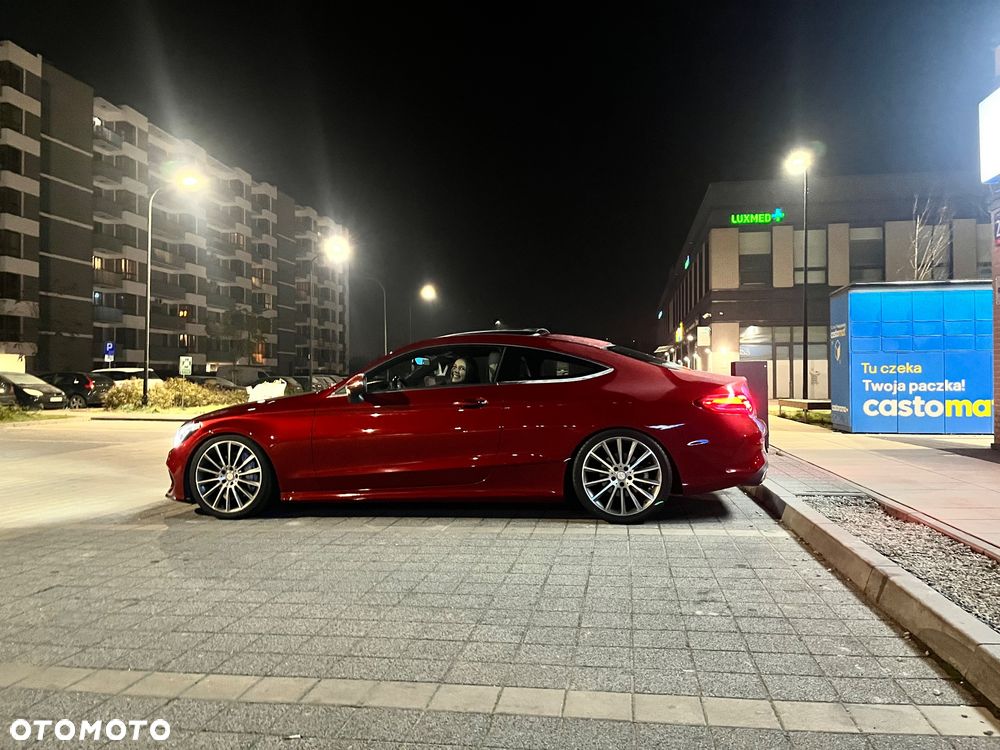 Mercedes-Benz Klasa C 300 7G-TRONIC - 4